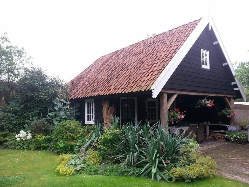 B & B De Pimpelmees 's-Gravenmoer Eksteriør billede